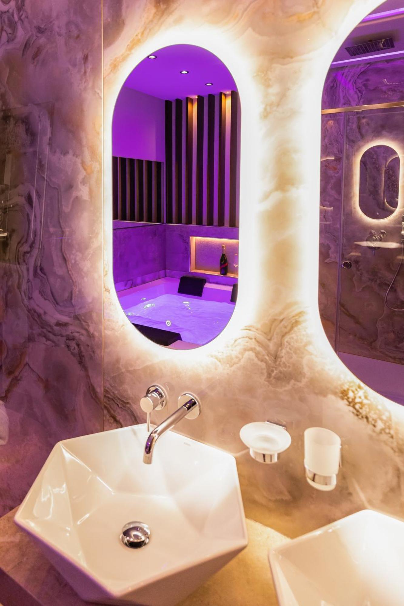 Albadea Deco&Jacuzzi Hotel Rome Luaran gambar