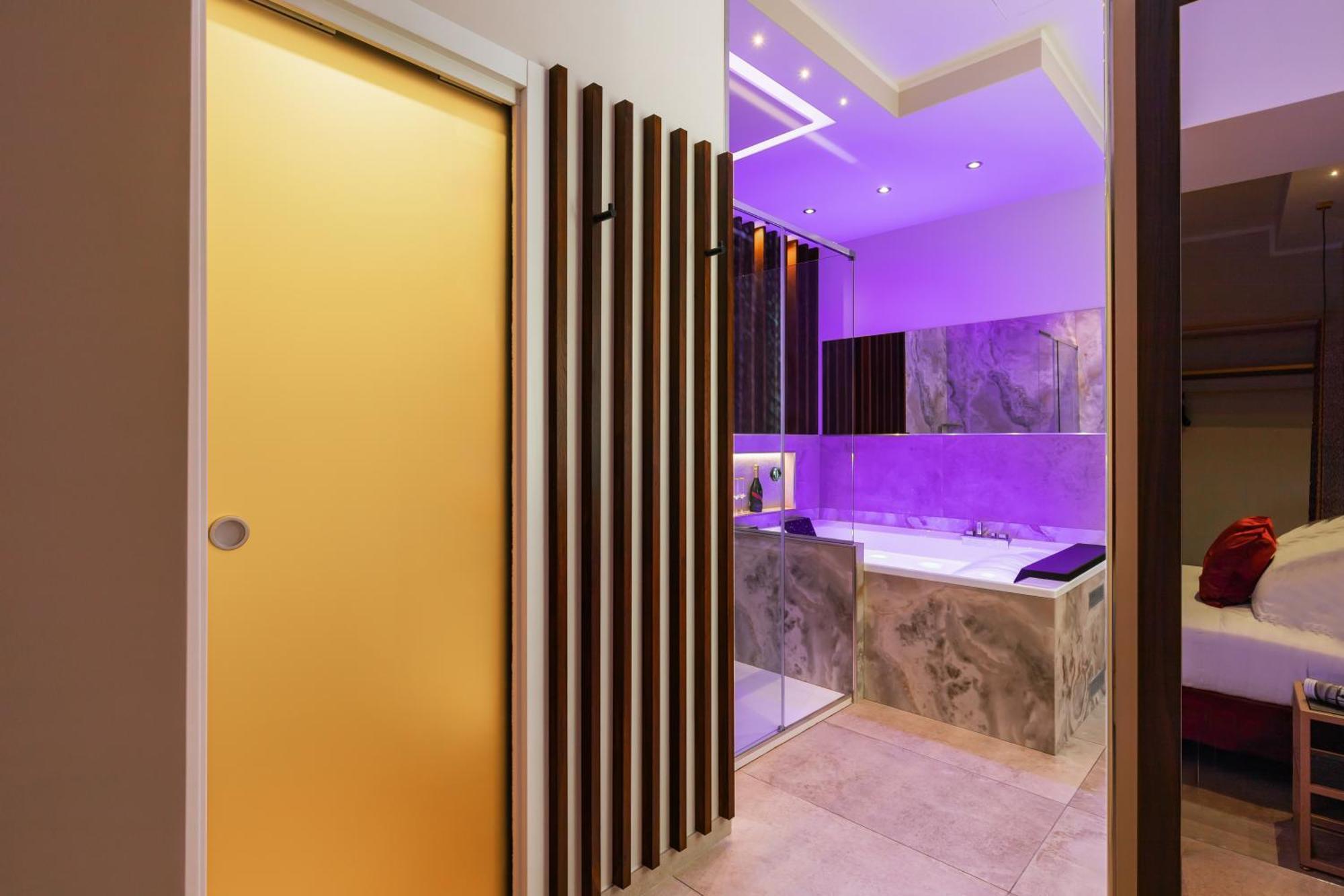 Albadea Deco&Jacuzzi Hotel Rome Luaran gambar